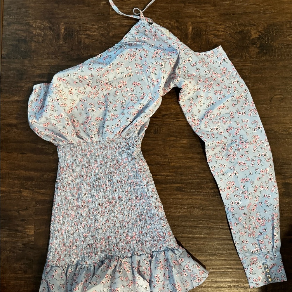 Off the shoulder beginning boutique dress